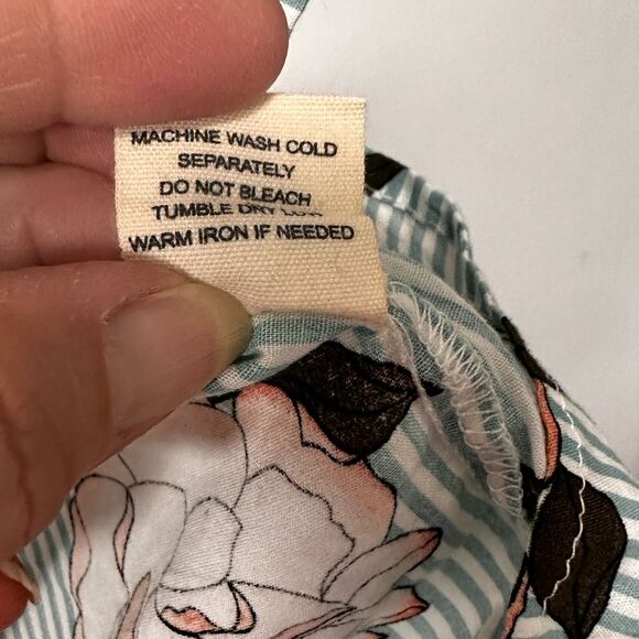 No Comment Plus Cold Shoulder Floral and Stripes 100% Cotton Size 2X - Picture 3 of 7